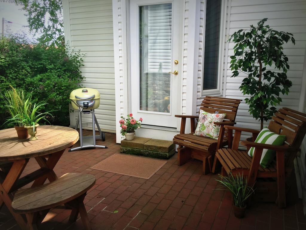Donna'S Premier Lodging Villa Berlin Exterior photo